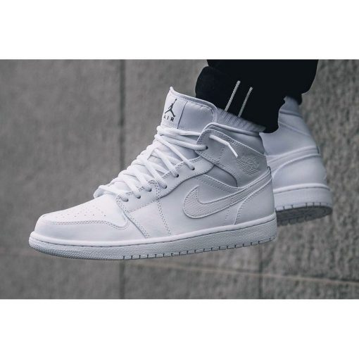 AIR JORDAN 1 MID TRIPLE WHITE