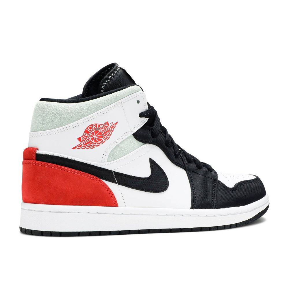 AIR JORDAN 1 MID UNION BLACK TOE