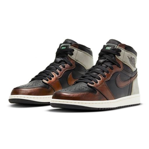 AIR JORDAN 1 RETRO HIGH PATINA