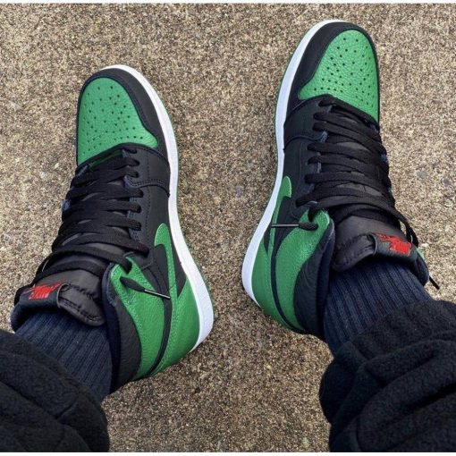 AIR JORDAN 1 RETRO HIGH PINE GREEN