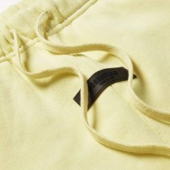 FEAR OF GOD ESSENTIALS CANARY SHORTS FW22