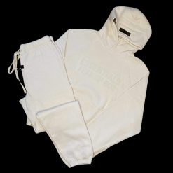 FEAR OF GOD ESSENTIALS CREAM EGG SHELL TRACKSUIT FW22