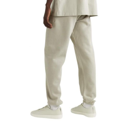 FEAR OF GOD ESSENTIALS SMOKE GREY SWEATPANTS FW22