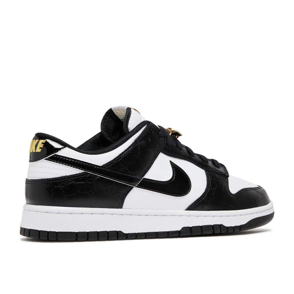 NIKE DUNK LOW WORLD CHAMPS BLACK WHITE