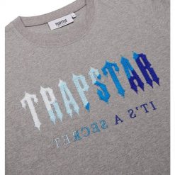 TRAPSTAR CHENILLE DECODED SHORT SET GREY ICE FLAVOURS 20 EDITION