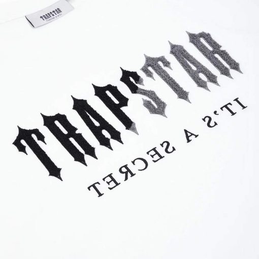 TRAPSTAR CHENILLE DECODED SHORT SET WHITE GREY