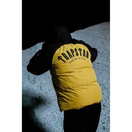 TRAPSTAR IRONGATE ARCH PUFFER JACKET AW23 YELLOW BLACK